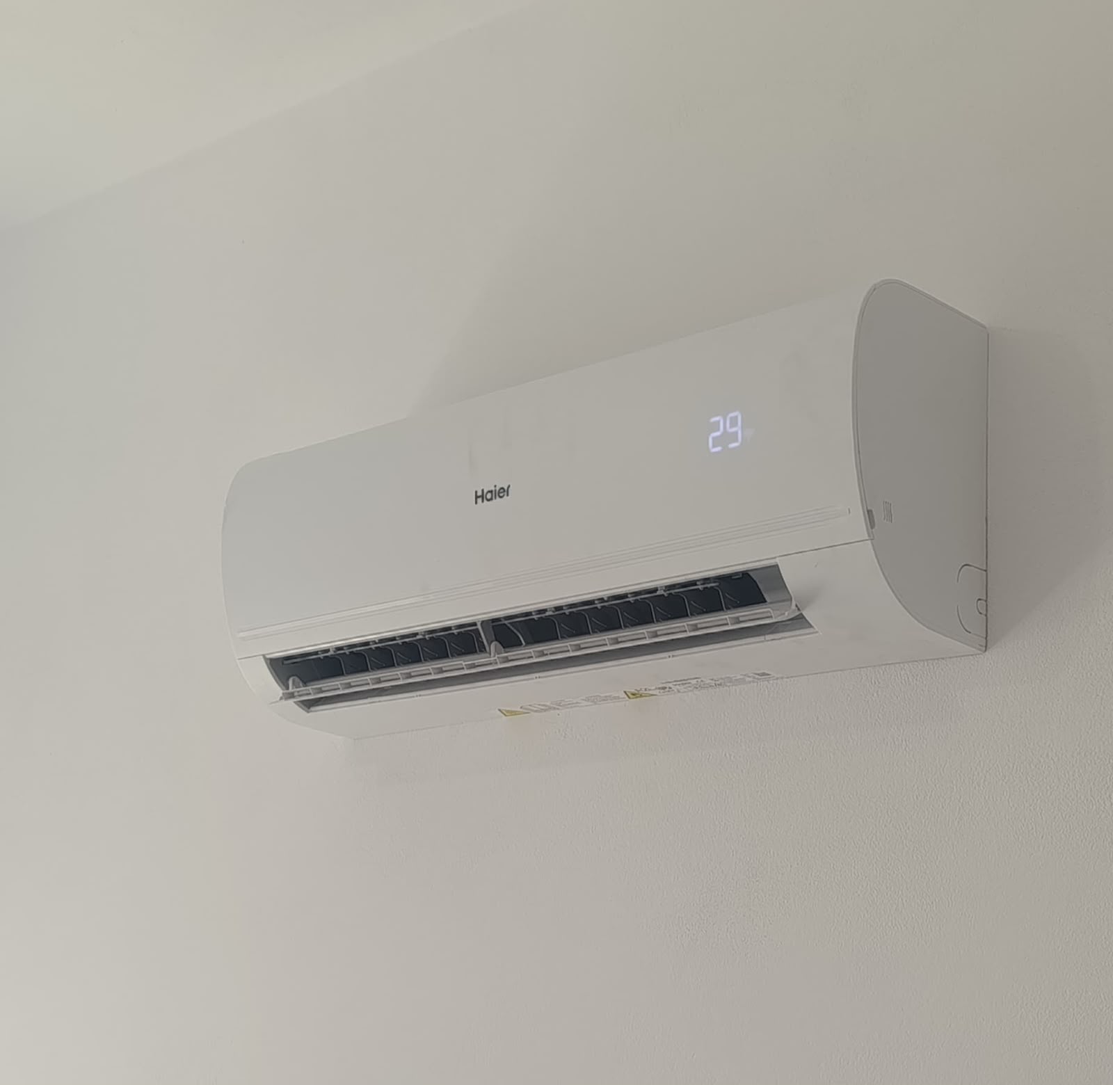 kondicioner haier 12000
